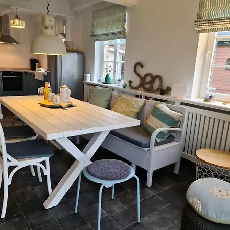 Holiday home Heimathafen Boldixum